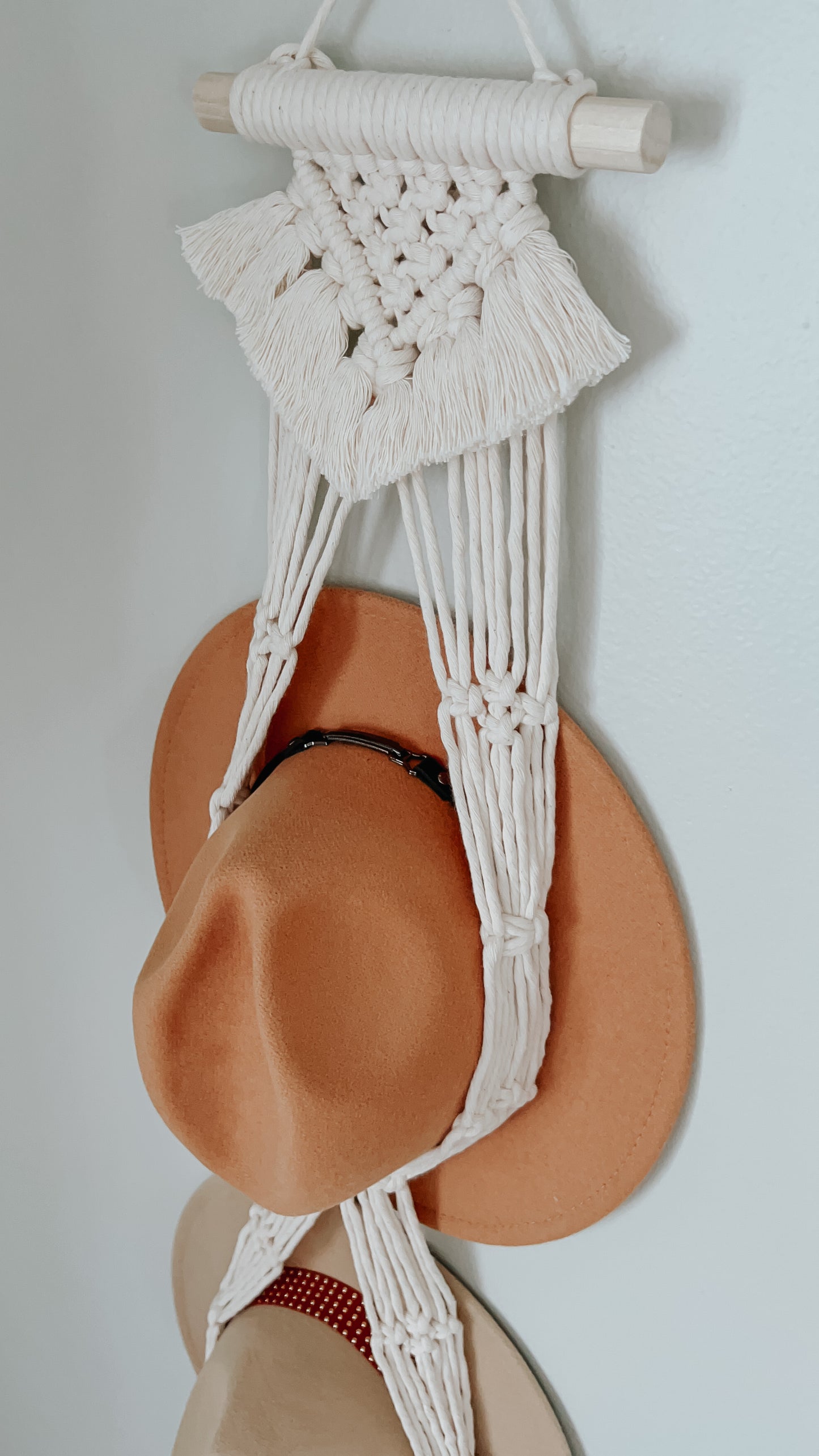 Double Macrame Hat Hanger - Rust and Neutral-White Color